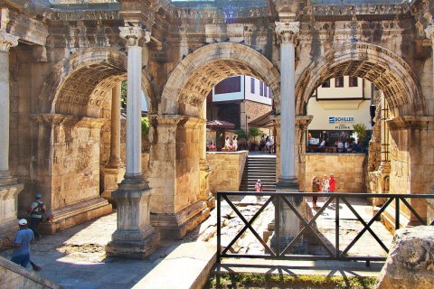 Exclusive properties for sale in Antalya for investment and living 9